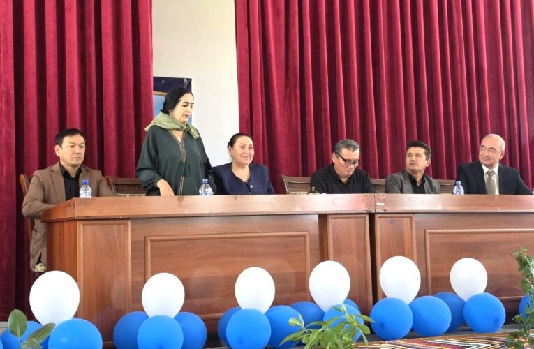 ИЖОДКОРЛАР БИЛАН ИЖОДИЙ УЧРАШУВ