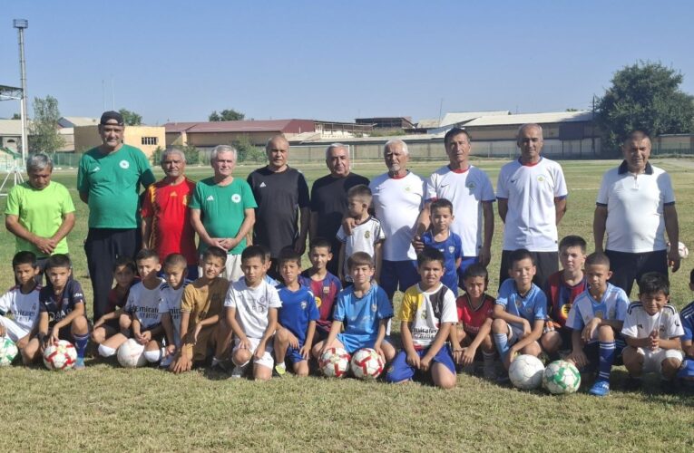 MINI FUTBOLDA NURONIYLAR