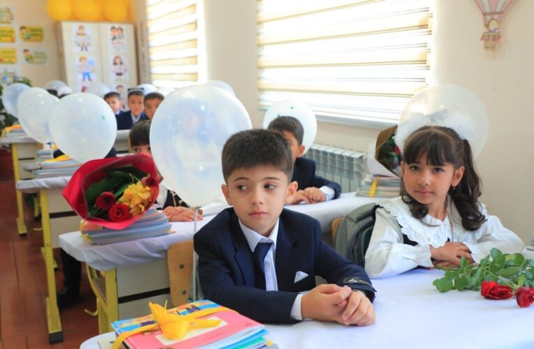 Kattaqo‘rg‘on shahrida bilimlar kuni tadbirlari o‘tkazildi